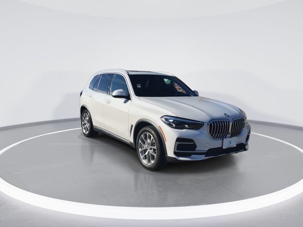 Thumbnail: 2023 BMW X5 - 2