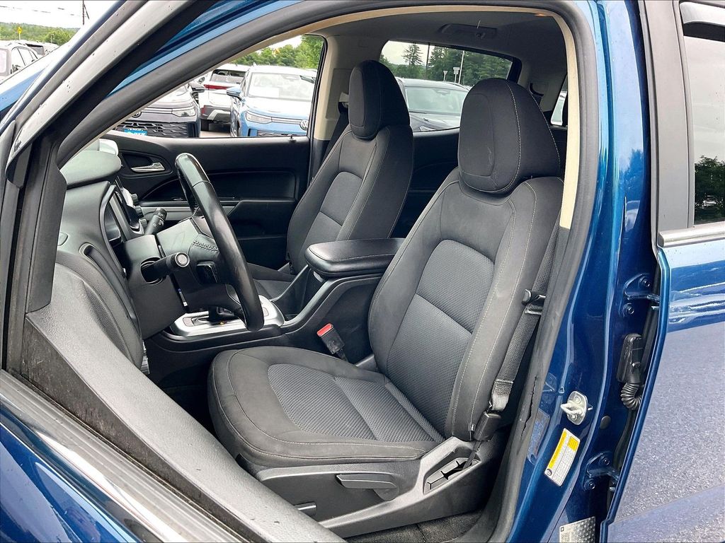 2019 Chevrolet Colorado — photo 9