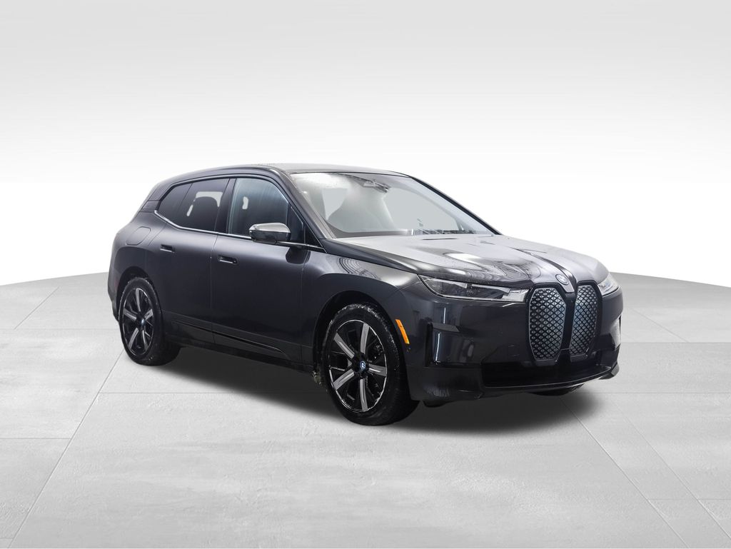 Thumbnail: 2023 BMW iX - 7