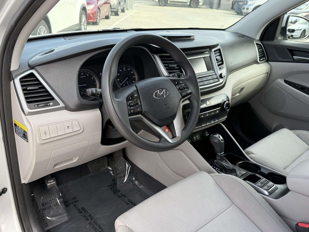 Used 2016 Hyundai Tucson SE with VIN KM8J23A49GU219006 for sale in Fairfax, VA