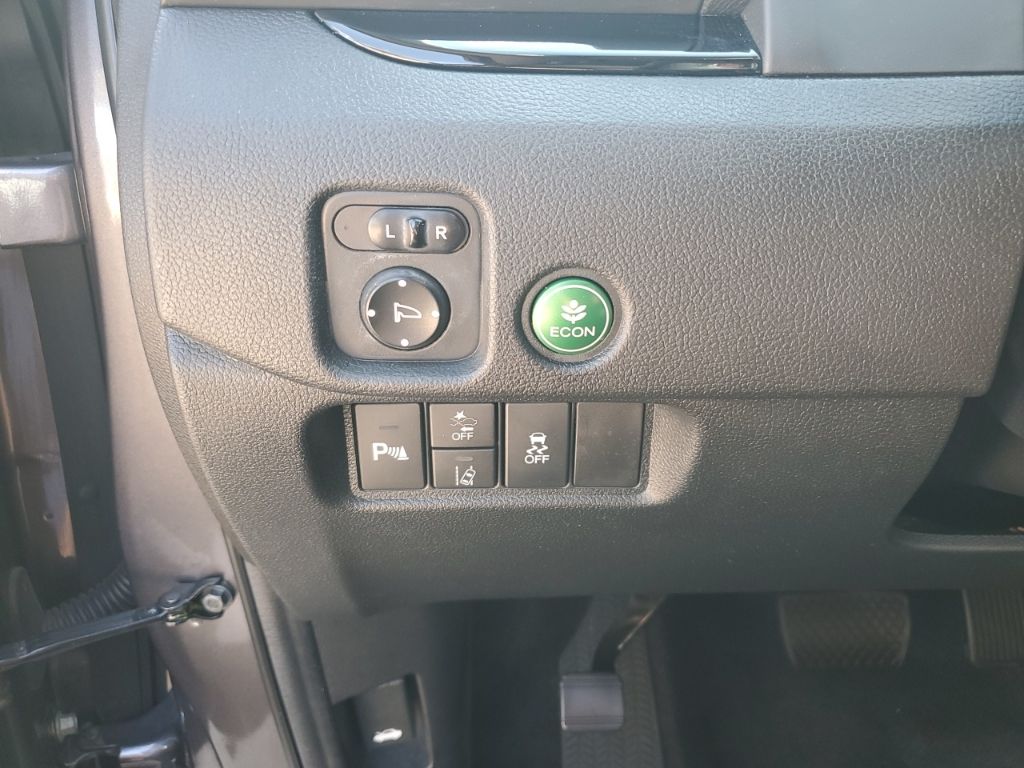 Used Car 2022 Honda Pilot  Touring For Sale Under $35,000 In Austin, Texas