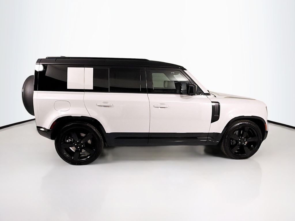 Thumbnail: 2026 Land Rover Defender - 4