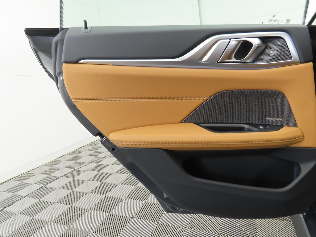 Thumbnail: 2026 BMW i4 - 26