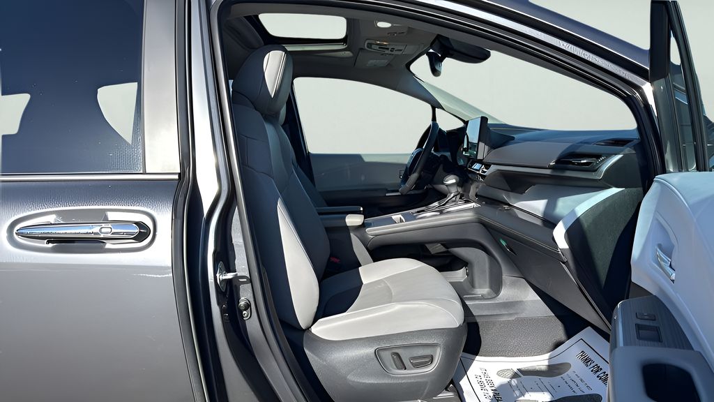 2025 Toyota Sienna