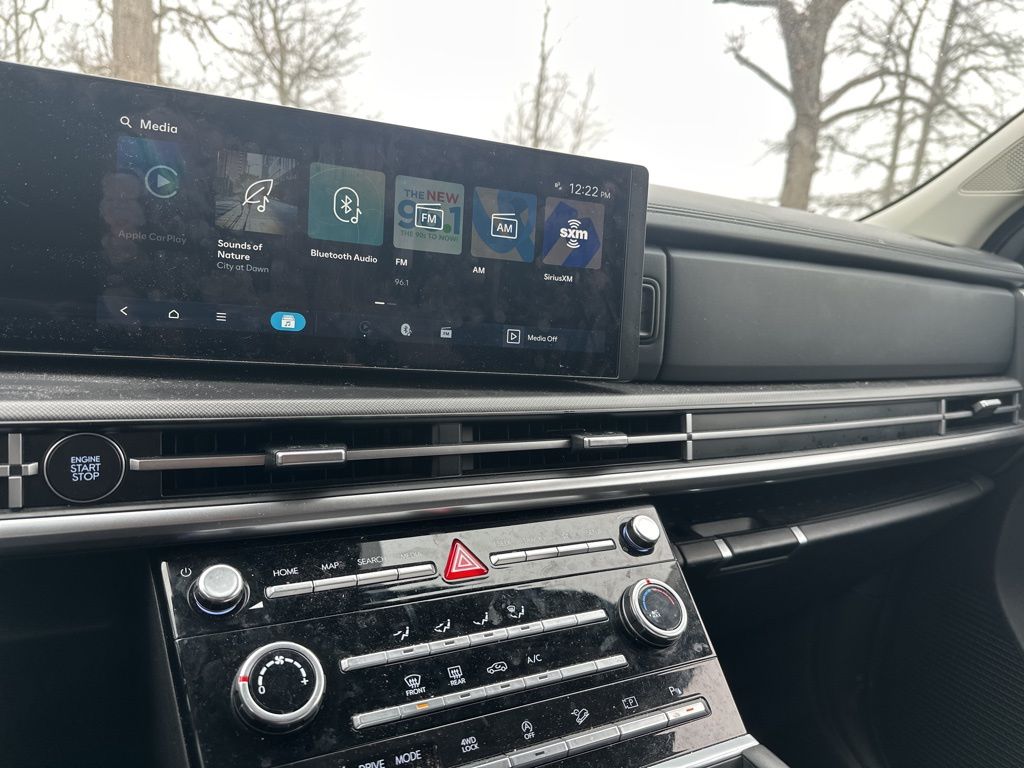 Certified Used 2024 Silver Hyundai SE image 12