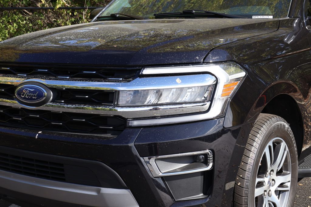 Thumbnail: 2024 Ford Expedition - 3