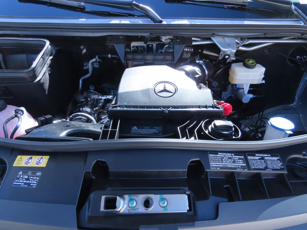 Thumbnail: 2025 Mercedes-Benz Sprinter - 27