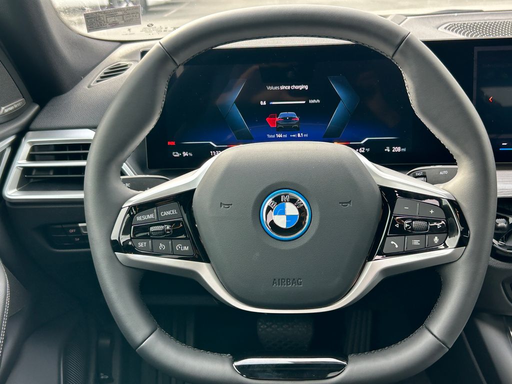 Thumbnail: 2025 BMW i4 - 18