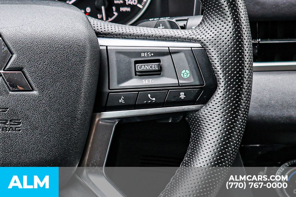 Used 2025 Gray Mitsubishi SE image 35