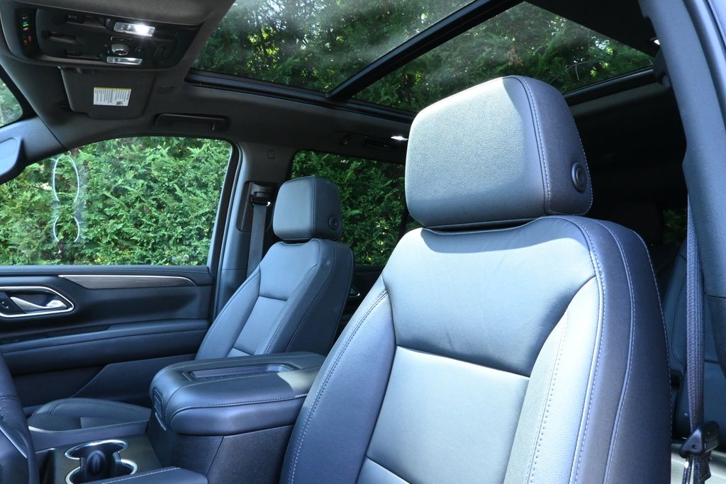 Thumbnail: 2024 Chevrolet Tahoe - 4