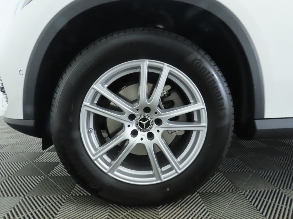 Thumbnail: 2026 Mercedes-Benz GLC - 31