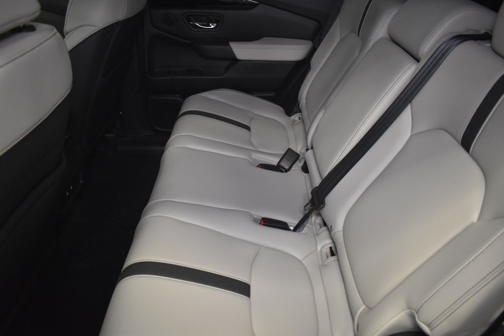 Thumbnail: 2026 Honda Passport - 21