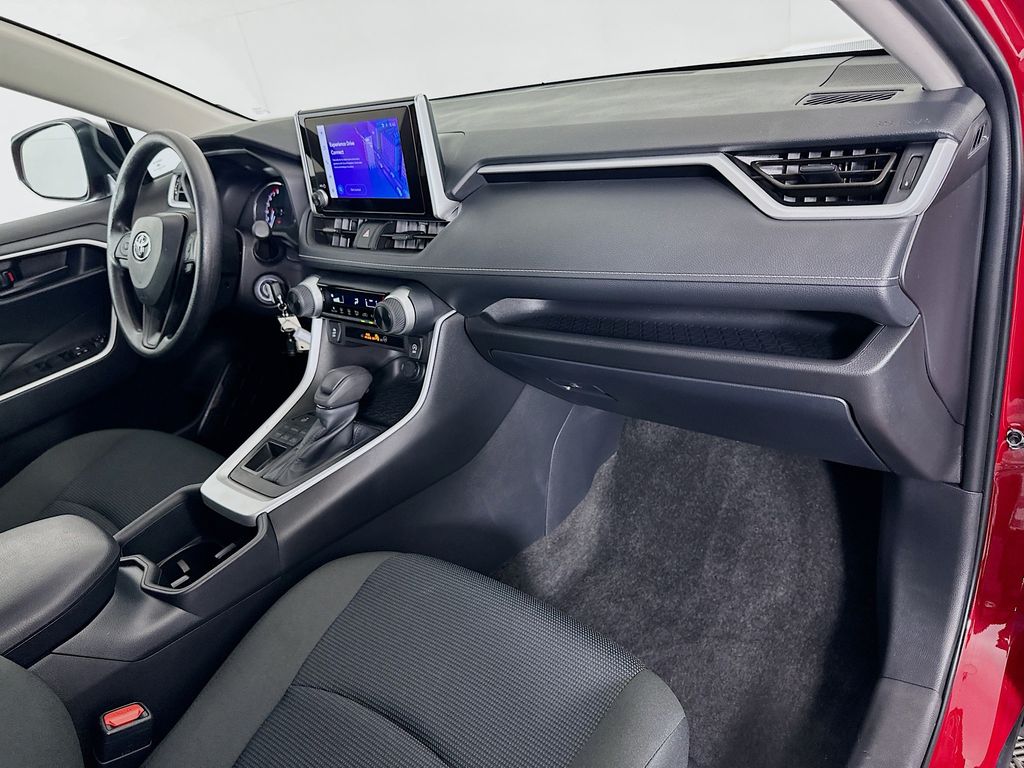 Thumbnail: 2025 Toyota RAV4 - 29