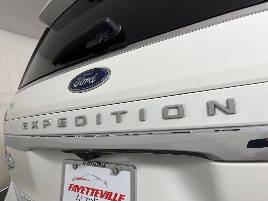 Thumbnail: 2022 Ford Expedition MAX - 3