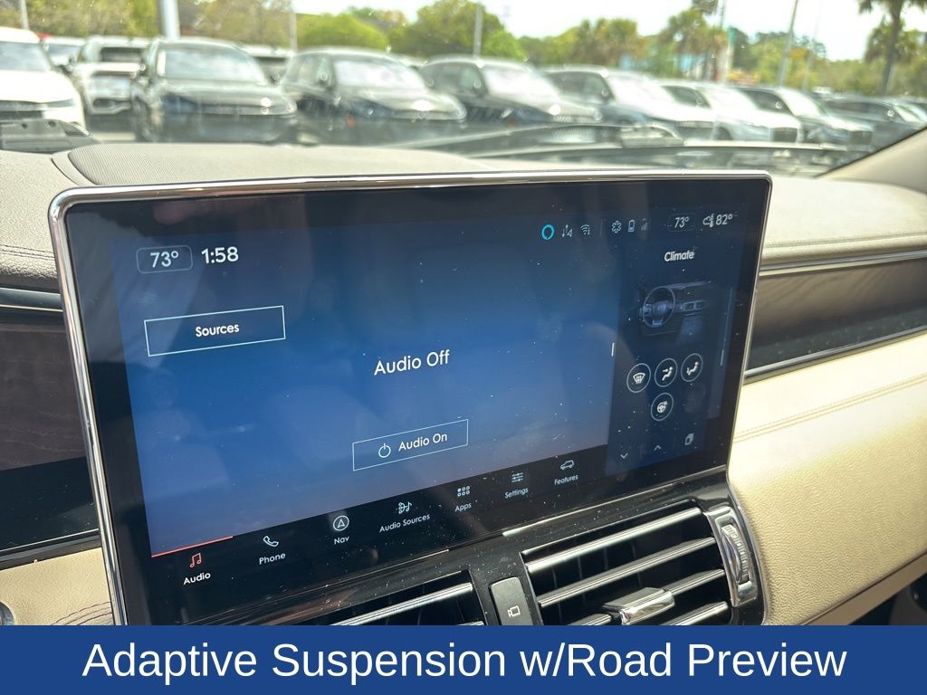 2022 Lincoln Navigator Standard