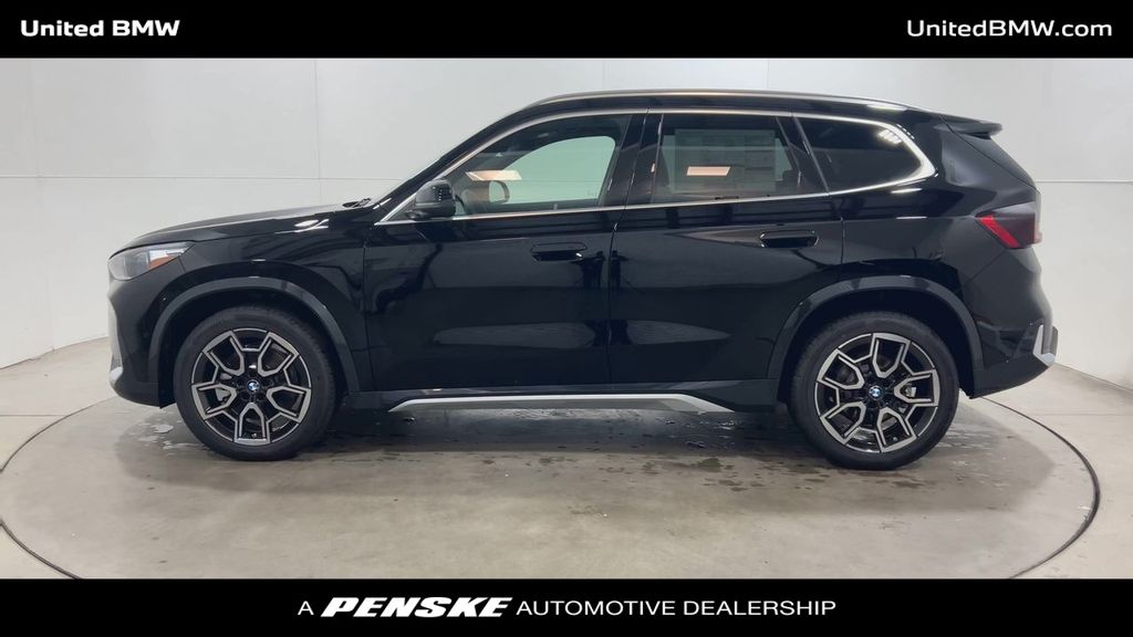 Thumbnail: 2026 BMW X1 - 5