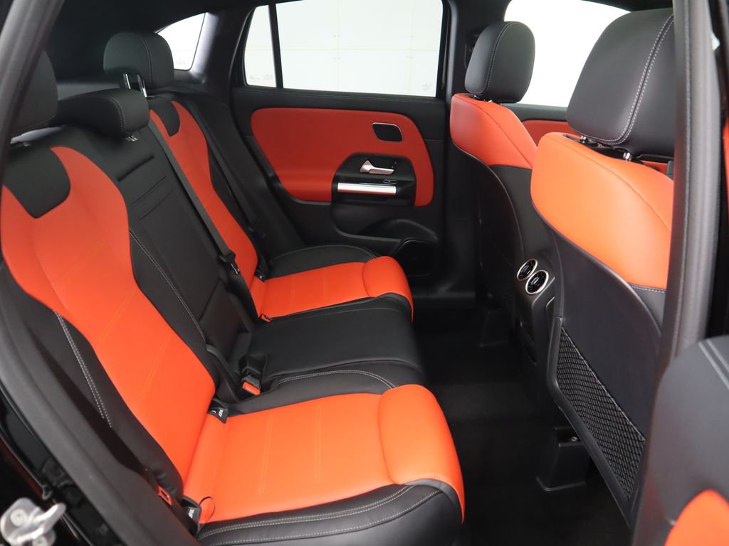 Thumbnail: 2026 Mercedes-Benz GLA - 24