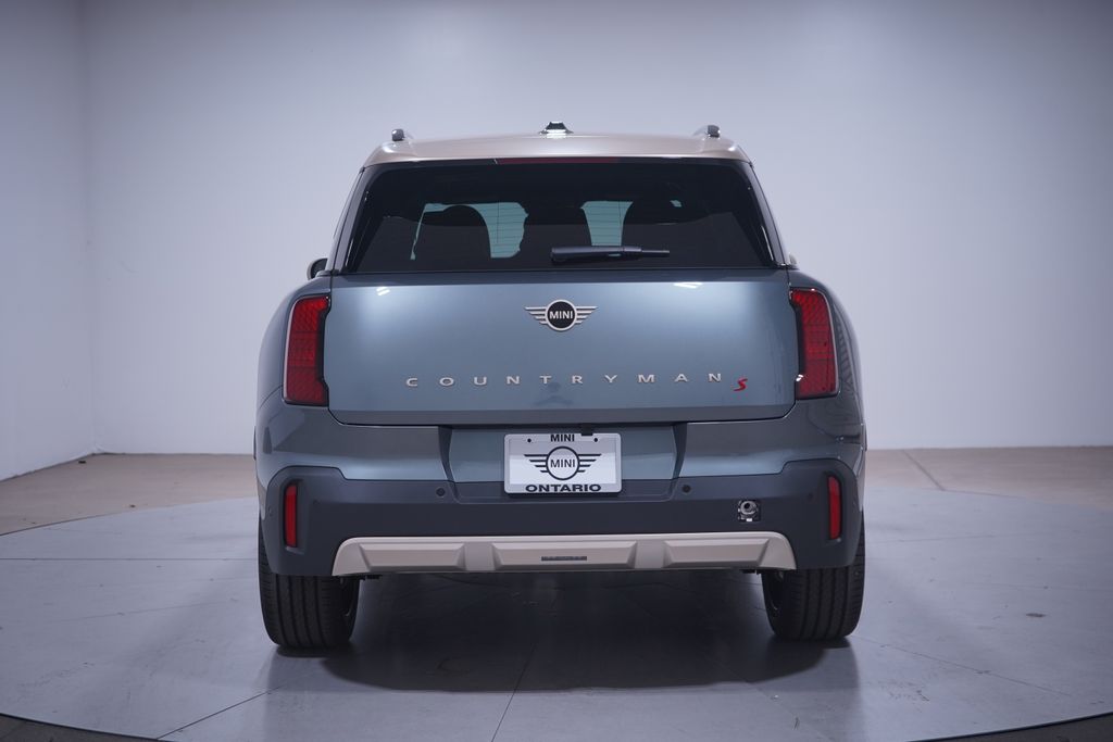2025 MINI Cooper Countryman Iconic 5