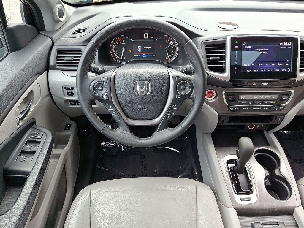 Thumbnail: 2016 Honda Pilot - 12