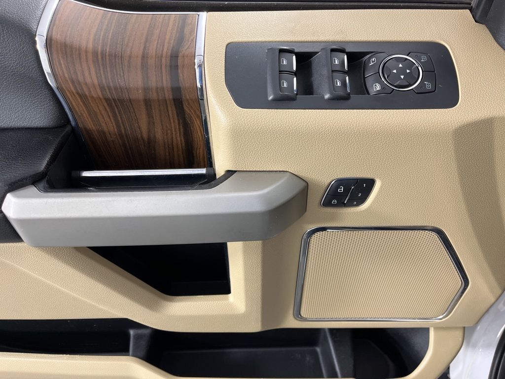 Thumbnail: 2015 Ford F-150 - 26