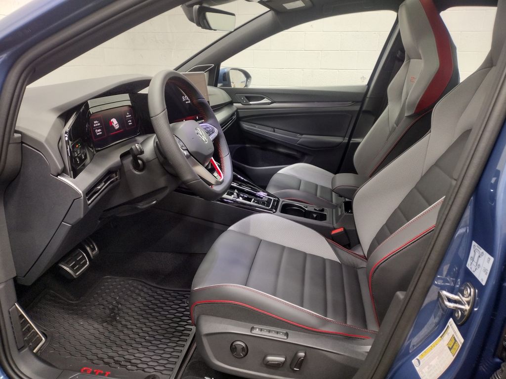 2025 Volkswagen Golf GTI 2.0T SE
