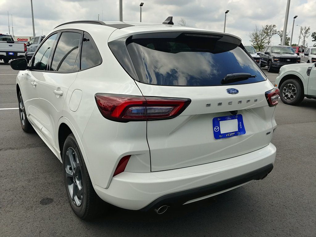 2024 Ford Escape Hybrid ST-Line