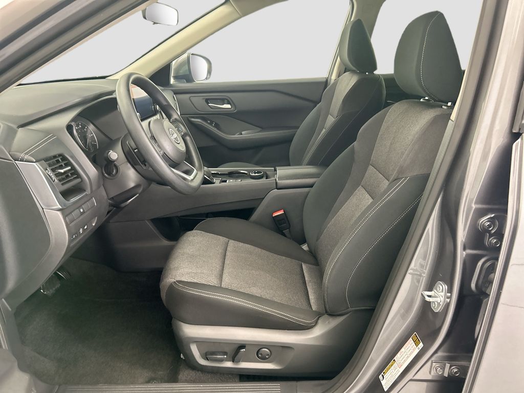 Thumbnail: 2024 Nissan Rogue - 17