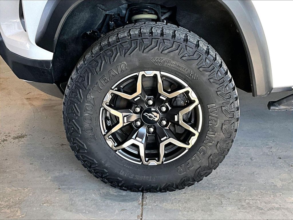 2023 Chevrolet Colorado — photo 7
