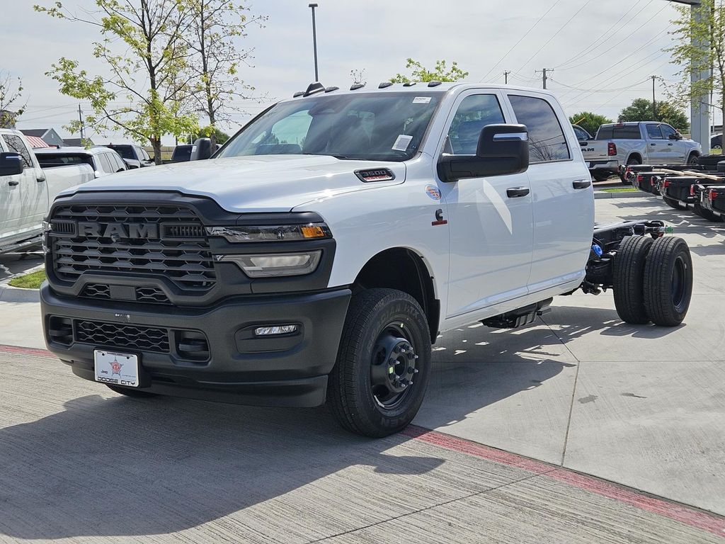 Bright White Clearcoat 2026 RAM 3500 Chassis Tradesman Crew Cab LB DRW 4WD Pickup Truck Four-Wheel Drive 8-Speed Automatic