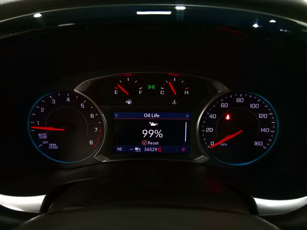 2022 Chevrolet Traverse FWD LT Leather