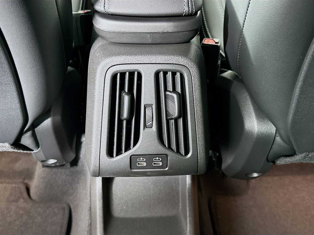 Thumbnail: 2026 BMW X1 - 18