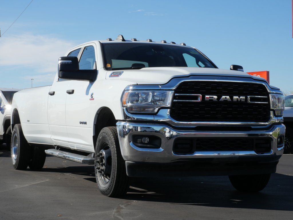 2024 RAM 3500 Big Horn Crew Cab LB DRW 4WD