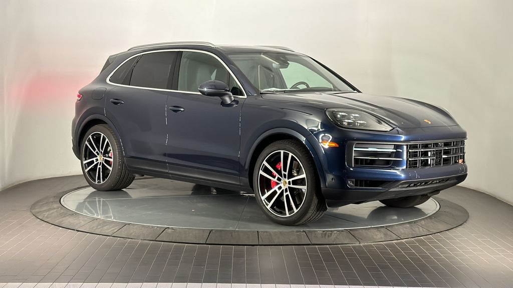 2024 Porsche Cayenne S 7