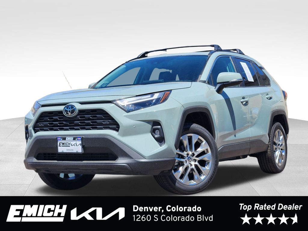 2022 Toyota RAV4 XLE Premium