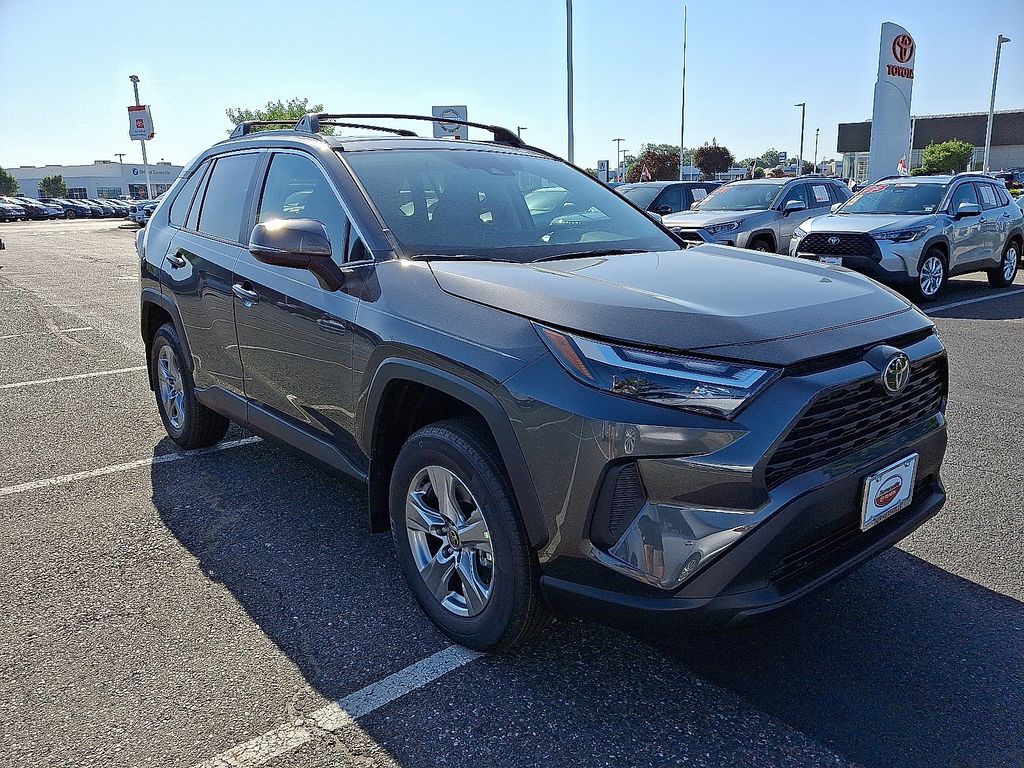 Thumbnail: 2025 Toyota RAV4 - 2