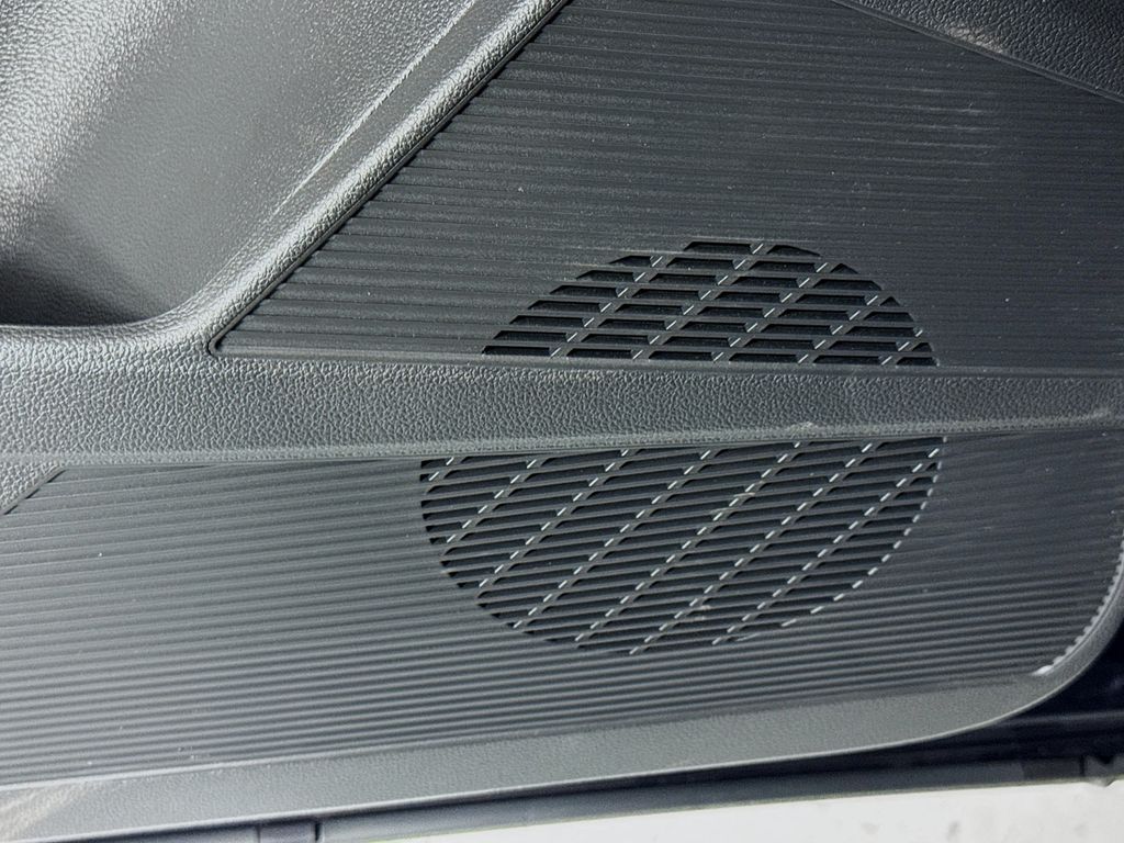 Used Car 2025 Volkswagen Taos  1.5t Se For Sale Under $25,000 In Austin, Texas