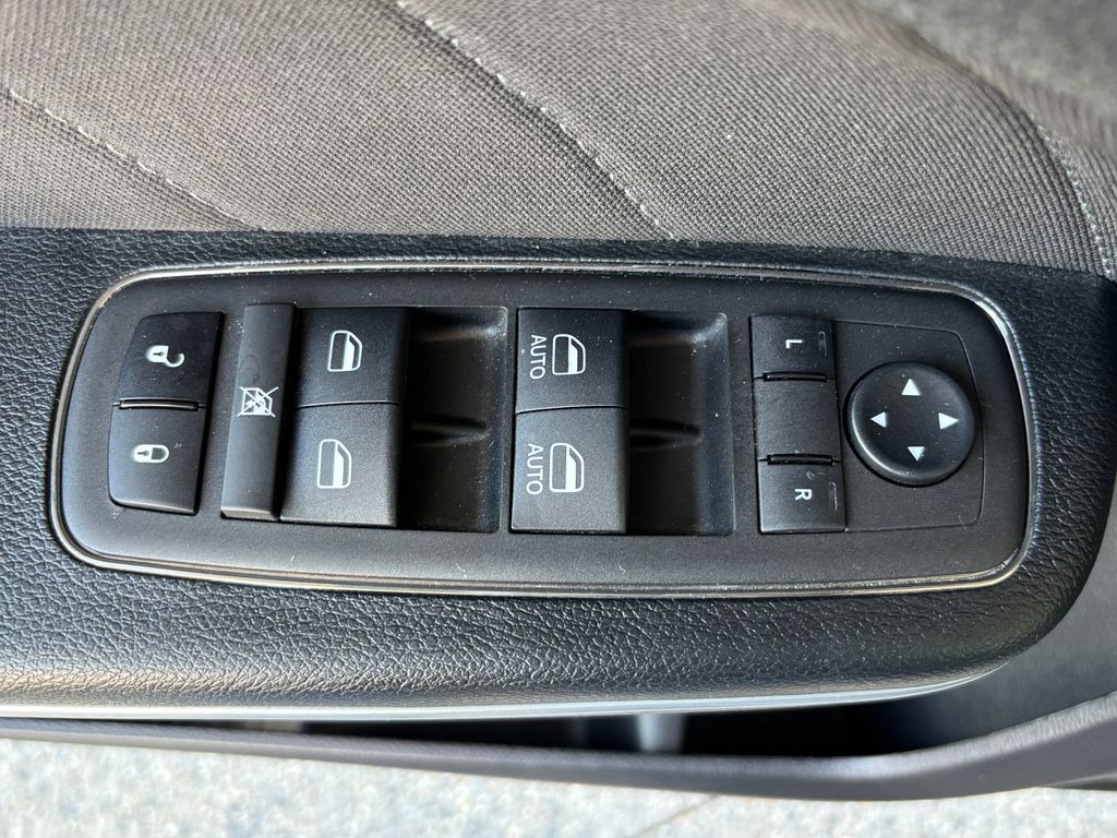 Thumbnail: 2023 Dodge Charger - 24