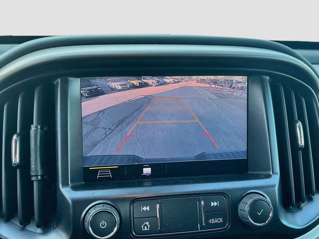 Used 2022 Blue Chevrolet Z71 image 14