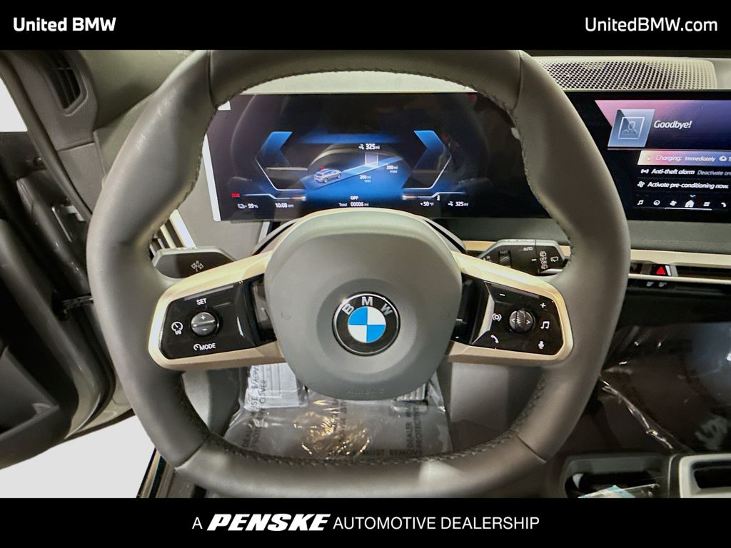 Thumbnail: 2026 BMW iX - 6