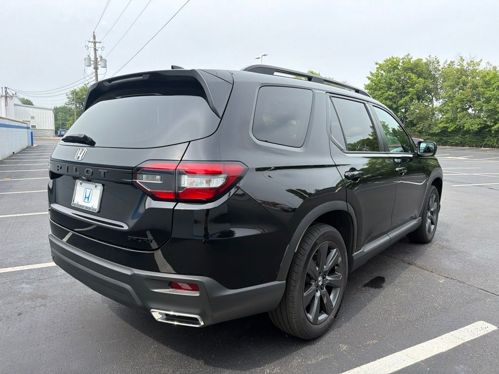 Thumbnail: 2025 Honda Pilot - 5