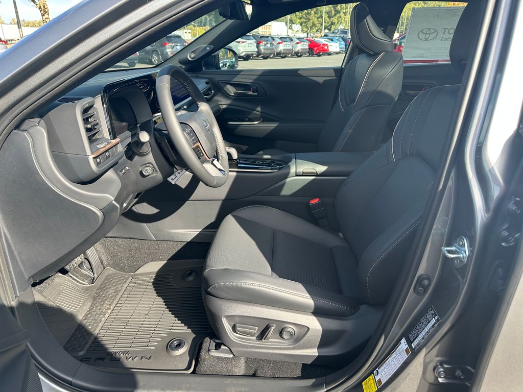 2026 Toyota Crown Platinum