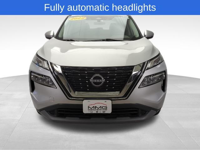 2022 Nissan Rogue SV - Photo 10