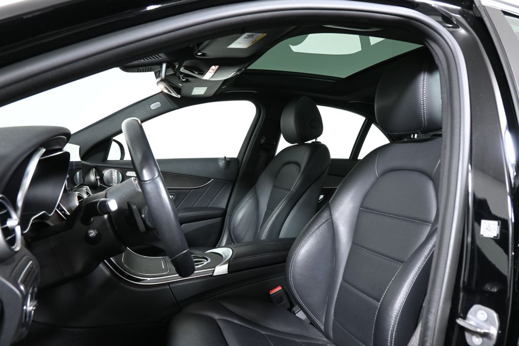 Thumbnail: 2020 Mercedes-Benz C-Class - 14