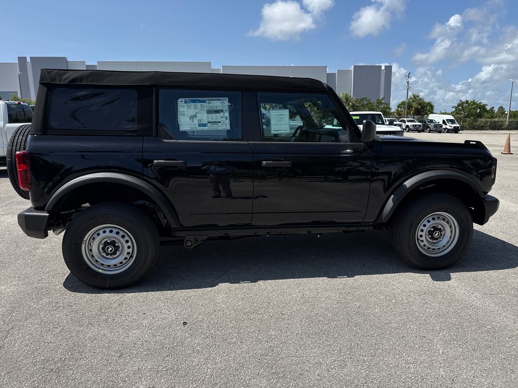 2026 Ford Bronco Base 4X4 SUV