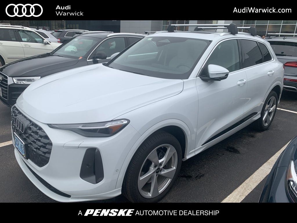 Thumbnail: 2025 Audi Q5 - 1