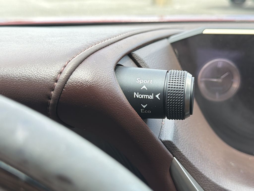 Used 2019 Lexus ES Sedan