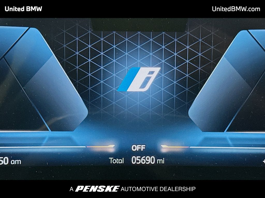 Thumbnail: 2025 BMW i4 - 7