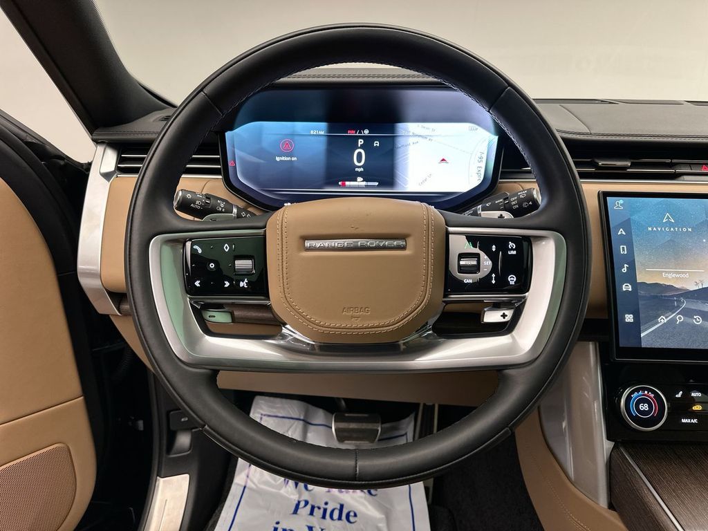 2023 Land Rover Range Rover SE 27