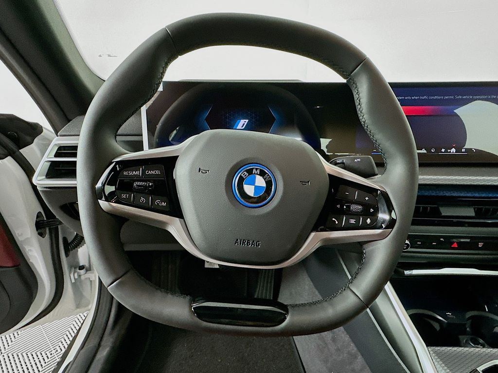 2025 BMW i4 eDrive40 10