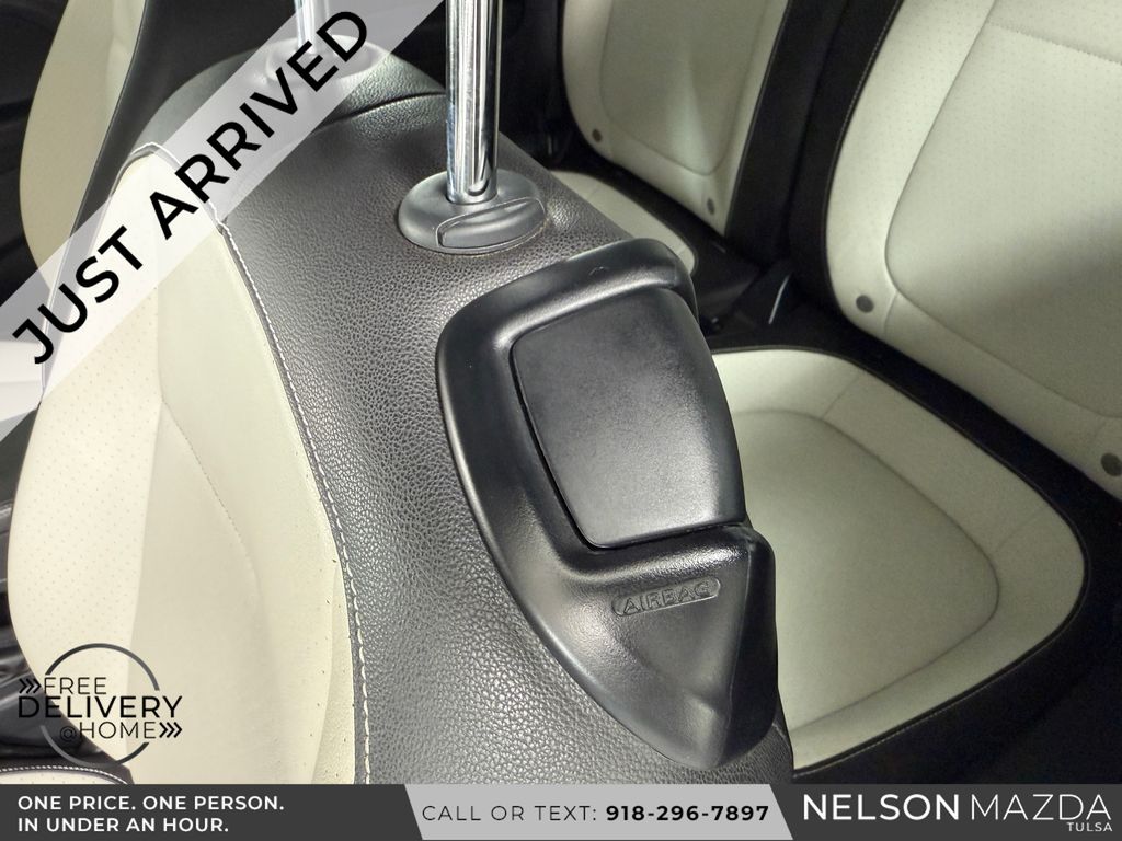 Used 2019 White Volkswagen 2.0T SE image 20